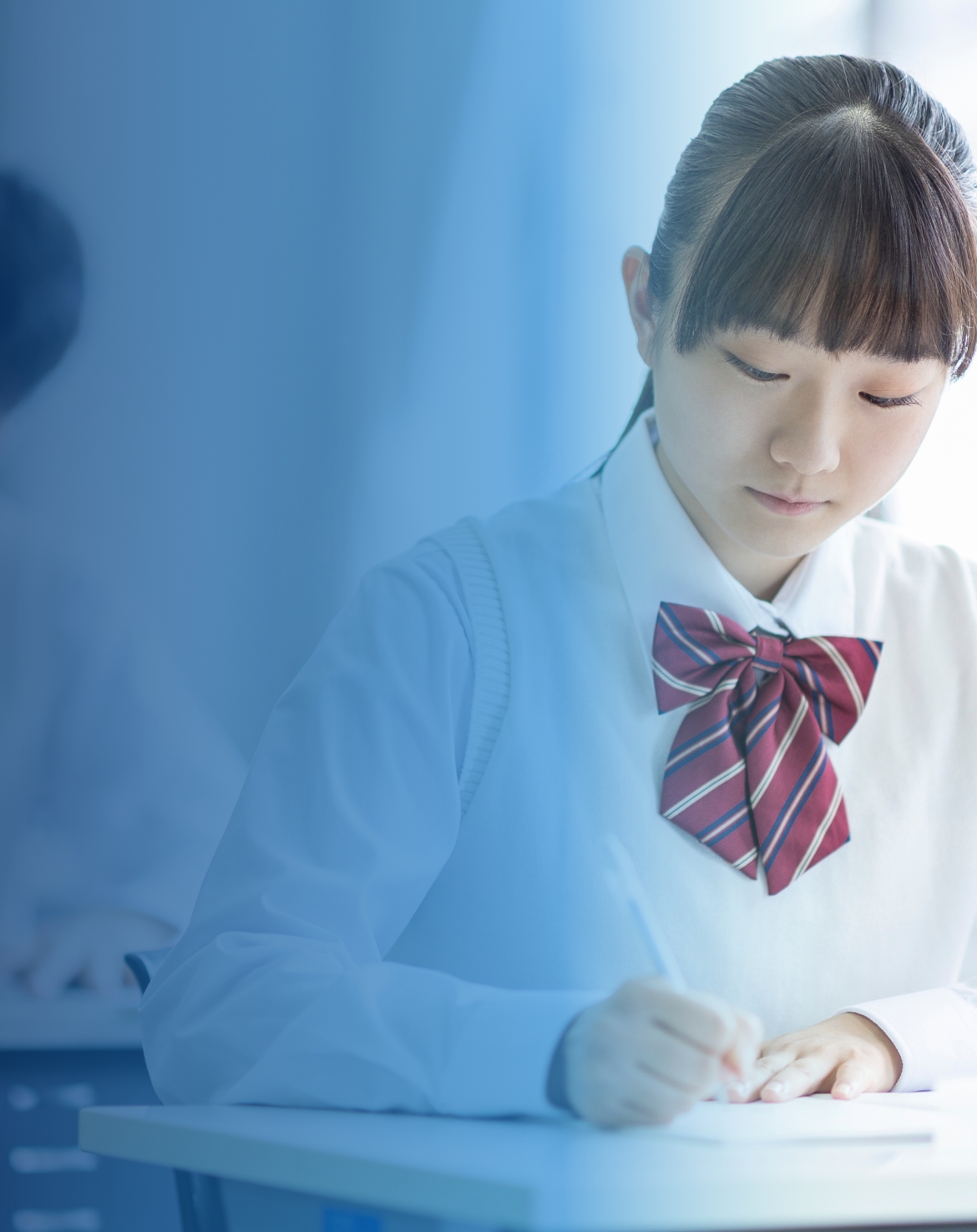 国際社会で輝く未来へ。海外高校への挑戦で、お子様の可能性を広げる。対策コース 慶應義塾ニューヨーク学院 早稲田渋谷シンガポール校 立教英国学院